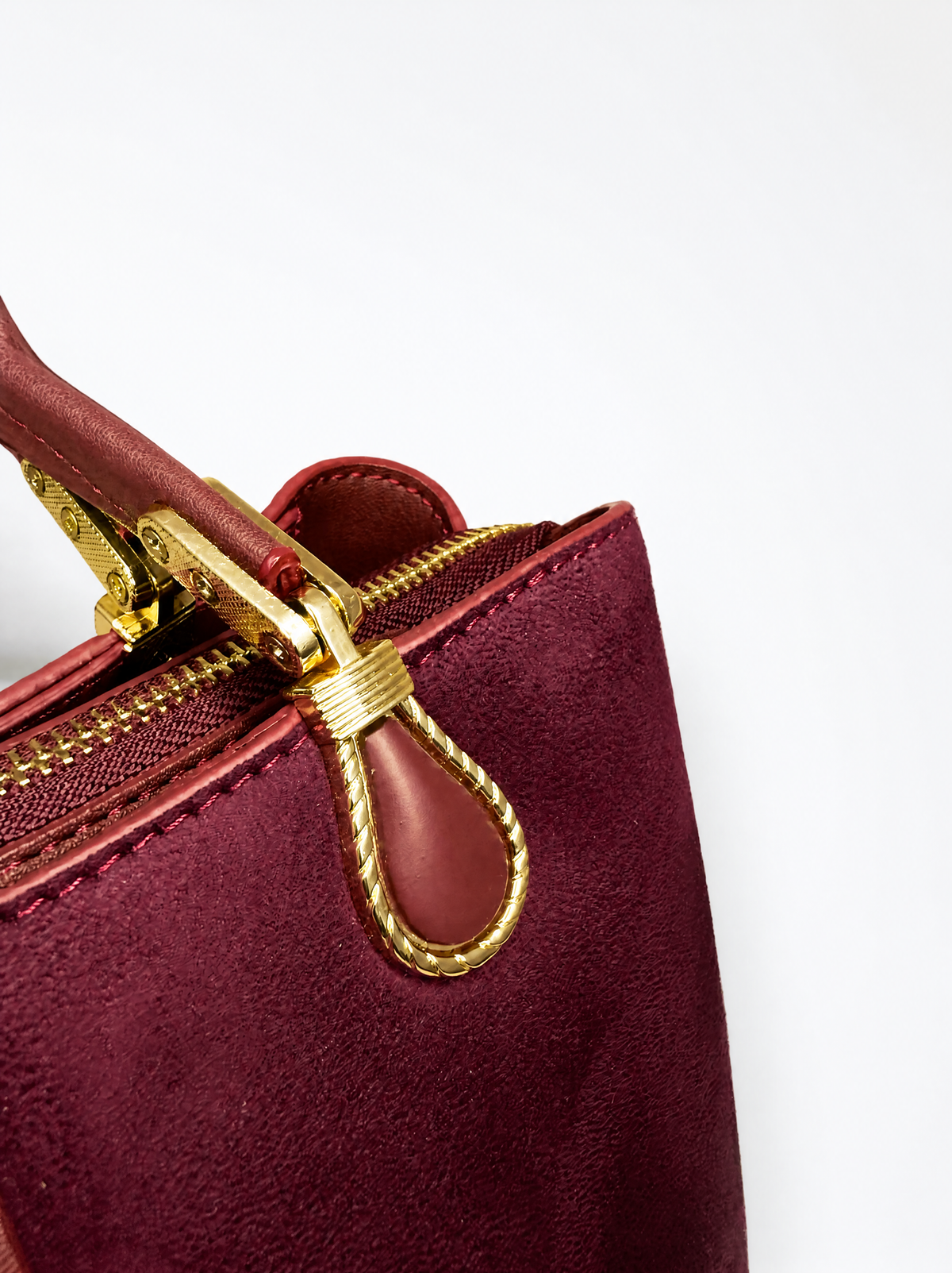 Le Daim Bordeaux